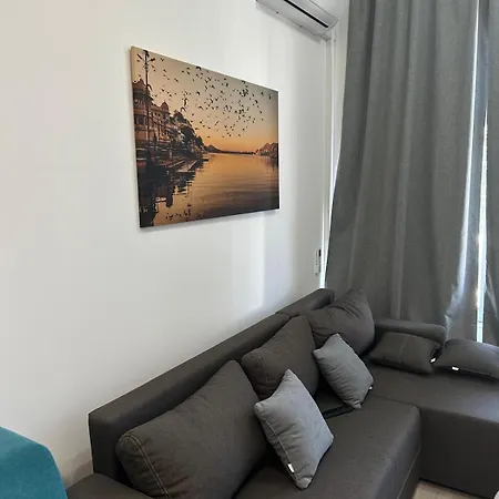 Lovely Апартаменты